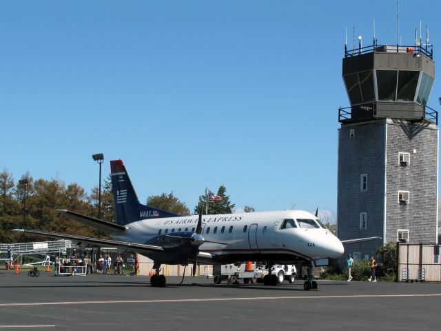 Saab 340 (N418XJ) - A beautiful day on the Vineyards.