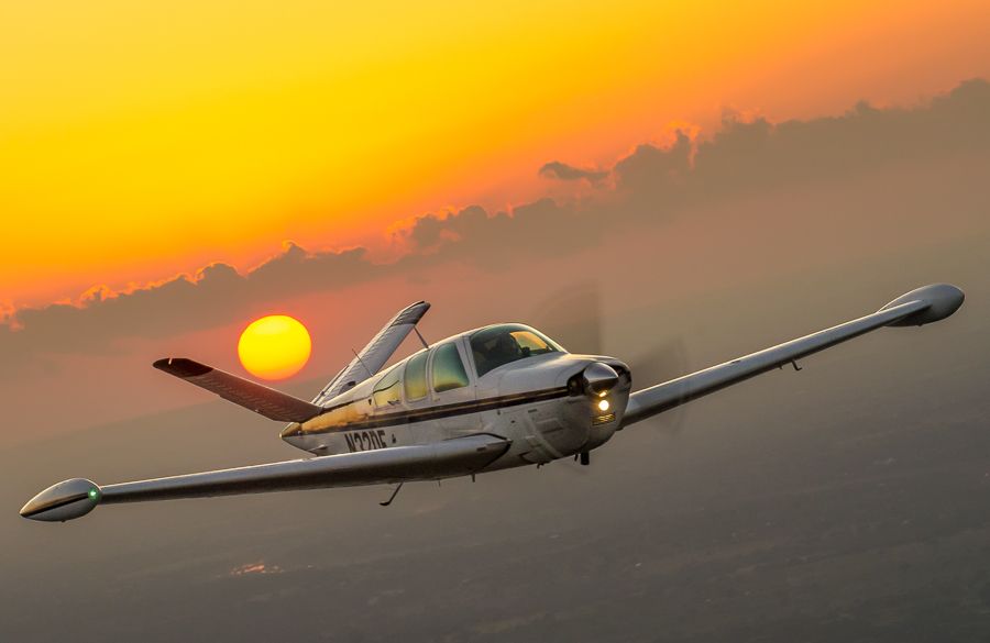 Beechcraft 35 Bonanza (N32DE)