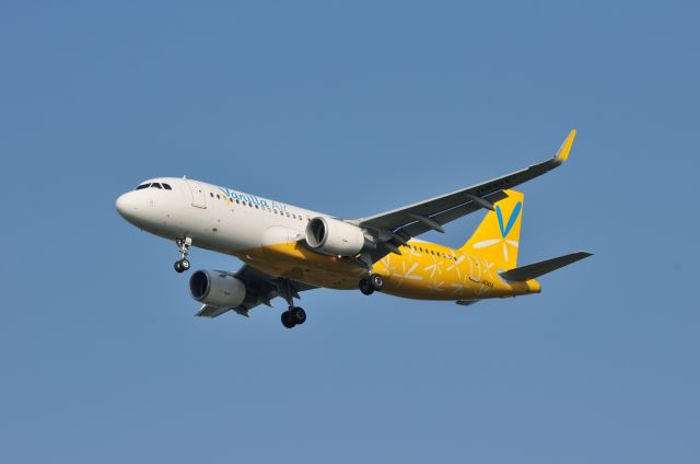 Airbus A320 (JA04VA) - 2015/4/27