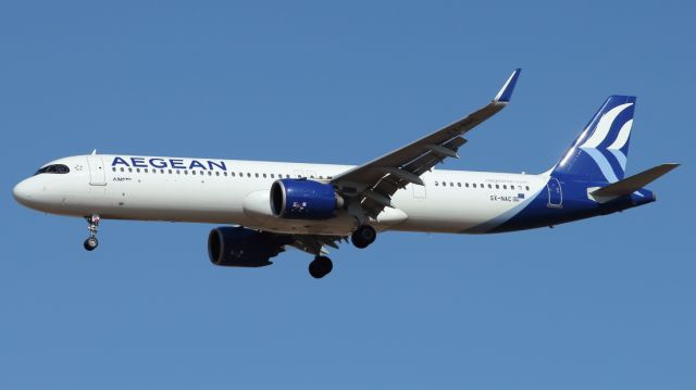 Airbus A321 (SX-NAC) - 15/09/2022:   Flight from Athens, Greece, on final to runway 21.