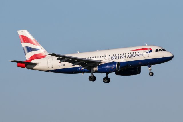 Airbus A319 (G-EUPF) - BA1390 arriving from Heathrow