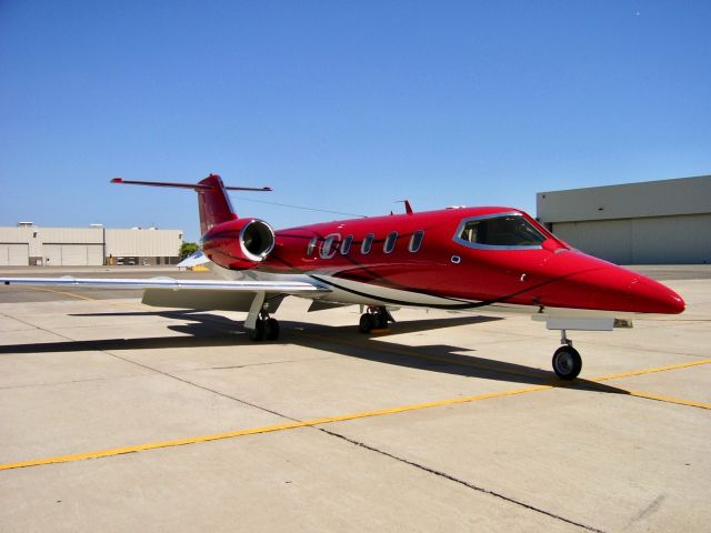 Learjet 31 (N314SG)