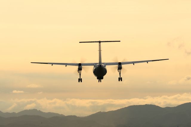 de Havilland Dash 8-300 (JA727B) - June 8th 2020:br /Japan Coast Guard(JCG).