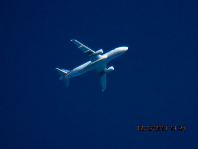 Airbus A320 (N664AW)