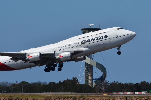 Boeing 747-400 (VH-OEG) - VH-OEG Qantas Boeing 747-438(ER)  10 Feb 2018