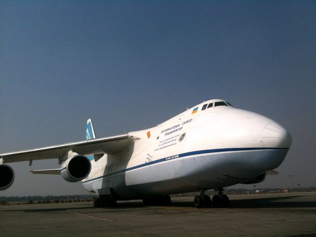 Antonov An-124 Ruslan (UR-82008)