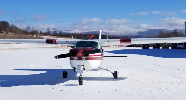 Cessna 177RG Cardinal RG (N2193Q)