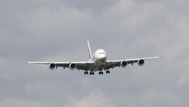 Airbus A380-800 (A6-EDE) - EMIRATES FLIGHT#241,Arriving AT Lester B.Pearson Intt Airport,Toronto,Canada,CYYZ/YYZ