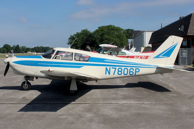 Piper PA-24 Comanche (N7806P)