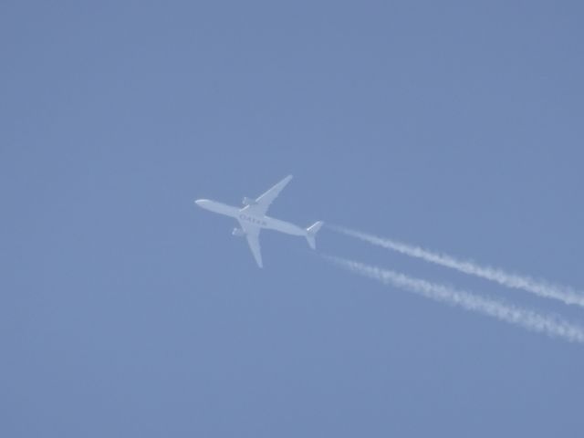 Airbus A350-1000 — - Rare catch of a Qatar A350-1000 flying over at 40,000