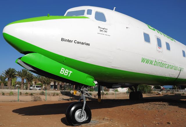 Douglas DC-7 (EC-BBT) - Exposed at the Gran Canaria aeroclub at El Berriel. (2015) This aircraft was the last manufactured of a series of 350 units of the DC-7C model.