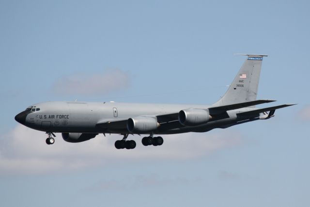 Boeing C-135FR Stratotanker (63-8006) - A KC-135 Stratotanker (63-8006) from MacDill Air Force Base arrives at Sarasota-Bradenton International Airport