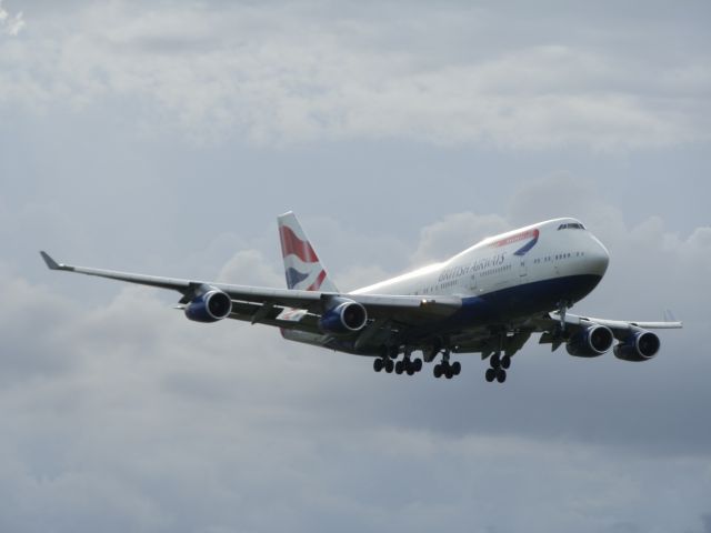 Boeing 747-400 (G-CIVS)