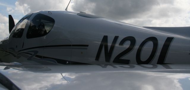 Cirrus SR-22 (N20L)