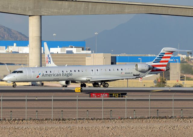 Canadair Regional Jet CRJ-900 (N946LR)