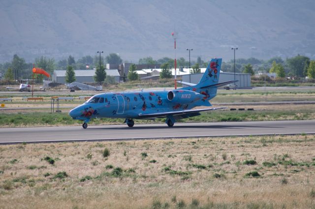 Cessna Citation Excel/XLS (N1KD) - A plane full of Duncan Executives arriving from Lincoln. I was glad to catch both of Duncan’s oddly exquisite painted citations. (N1RD, & N1KD) br /Best viewed in full! 