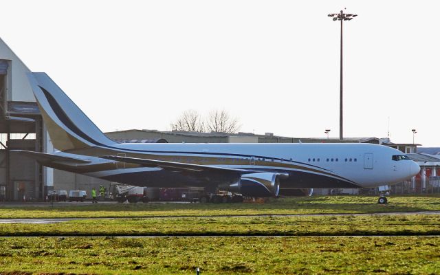 BOEING 767-200 (N767KS) - mid east jet b767-2 n767ks at shannon 23/12/16.