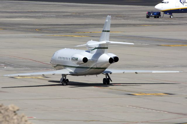 Dassault Falcon 900 (N721HM)