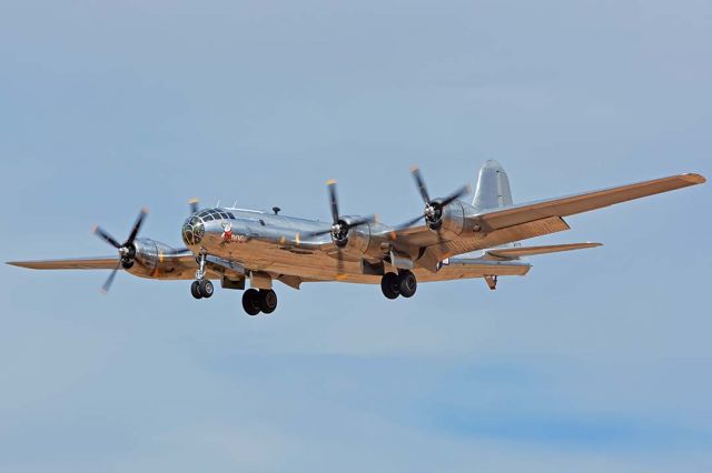 Boeing B-29 Superfortress (N69972) - Boeing B-29 Superfortress N69972 Doc arrived at the Deer Valley Airport on September 16, 2019. It will make revenue flights on September 17 and 18. 