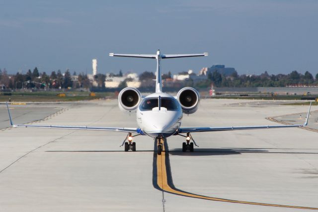 Learjet 60 (N901PM)