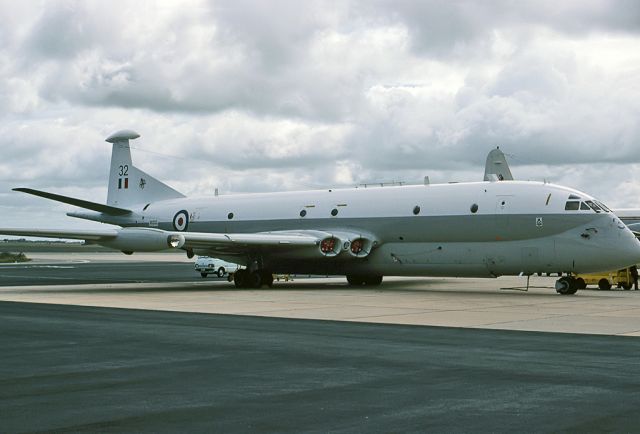 XV232 — - UK - AIR FORCE - HAWKER SIDDELEY NIMROD MR2 (801) - REG XV232 (CN 8007) - EDINBURGH RAAF BASE ADELAIDE SA. AUSTRALIA - YPED (8/10/1981)