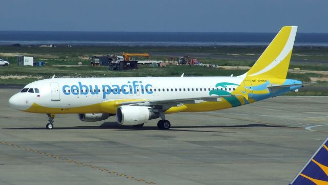 Airbus A320 (RP-C3268) - Cebu Pacific A320-214 RP-C3276 at Cebu Mactan Airport Philippines 21 Nov 2019