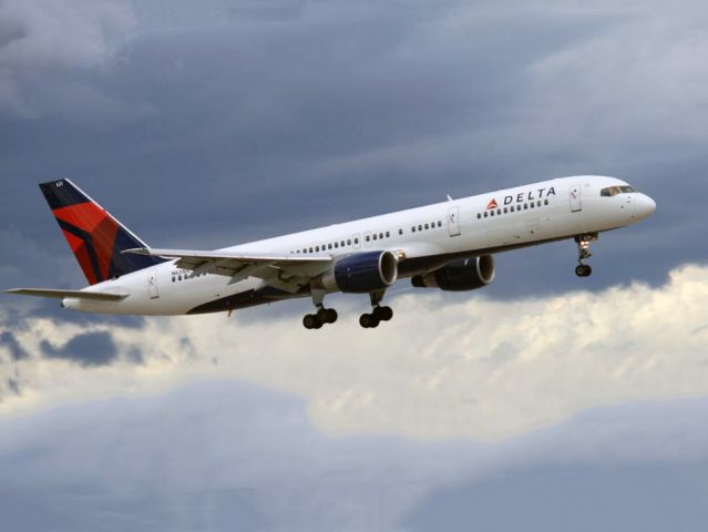 Boeing 757-200 (N631DL) - A Boeing B757 of Delta.