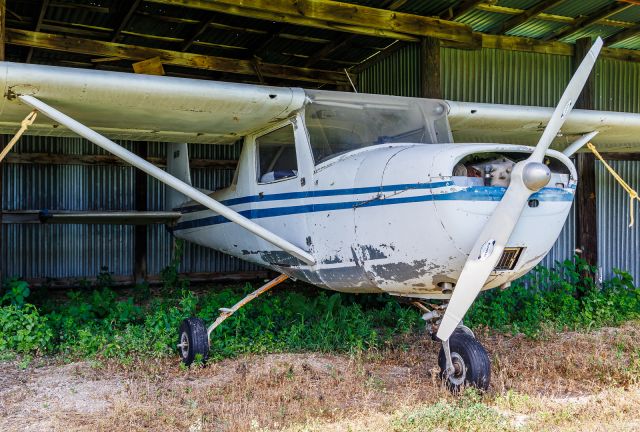 Cessna Commuter (N4086U)