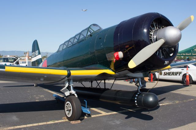 North American T-6 Texan (N6438D)