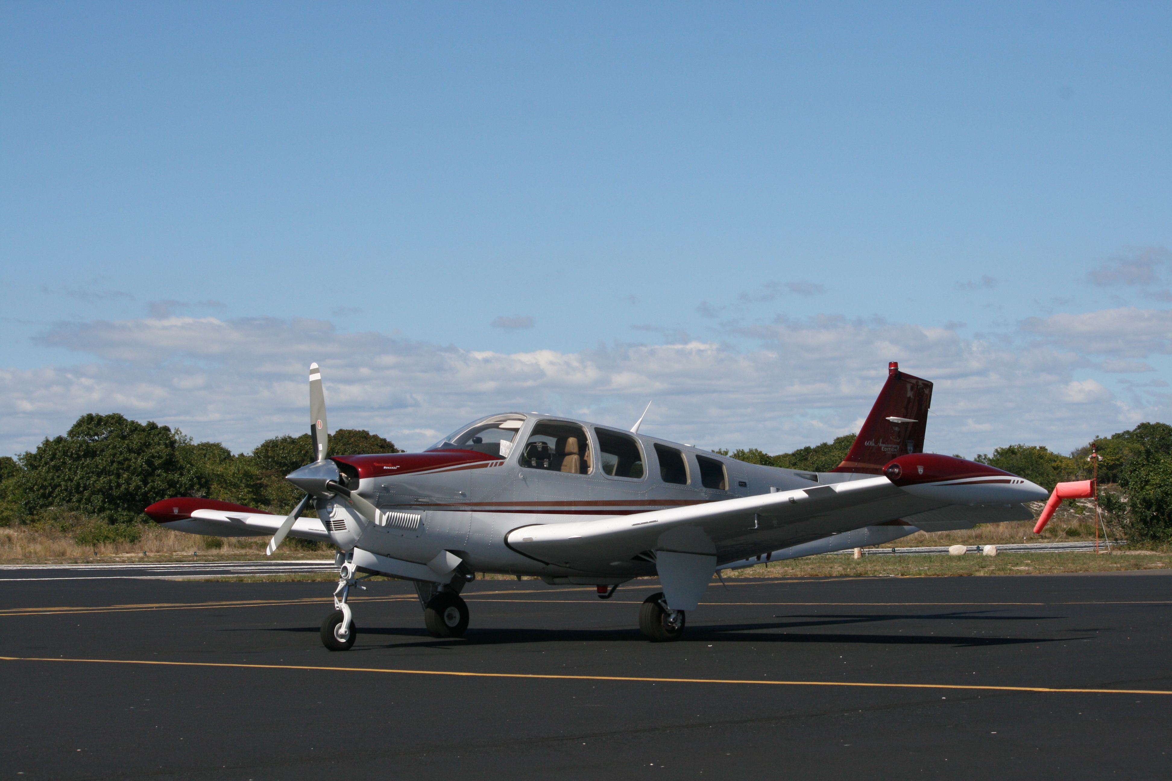 Beechcraft Bonanza (36) (N760TH)