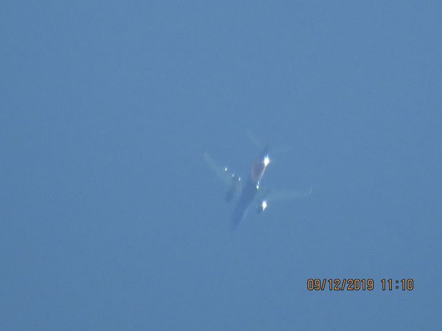 Boeing 737-700 (N7836A)