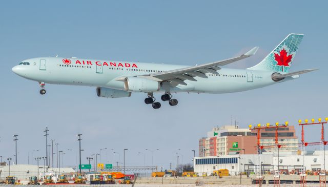 Airbus A330-300 (C-GFAH) - Arriving from London Heathrow as ACA869