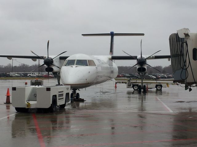 de Havilland Dash 8-400 (N345NG)