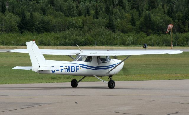 Cessna Skyhawk (C-FMBF)