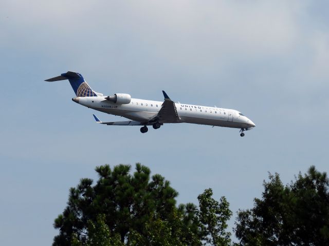 Canadair Regional Jet CRJ-700 (N508MJ)