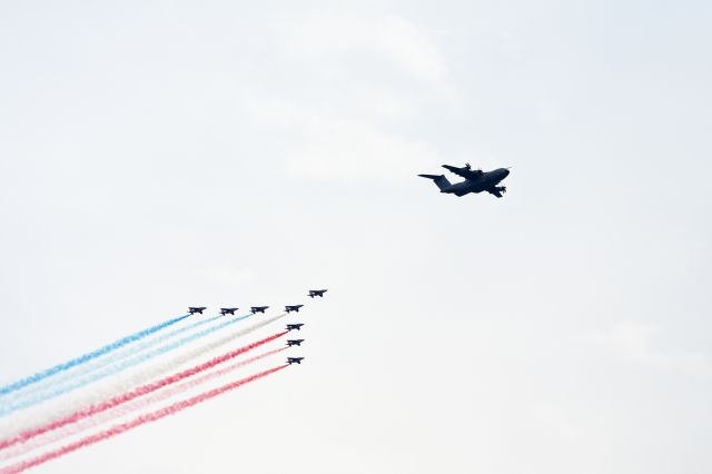 — — - 3/25/2017br /Patrouille de France and A400M flyby over Statue of Liberty