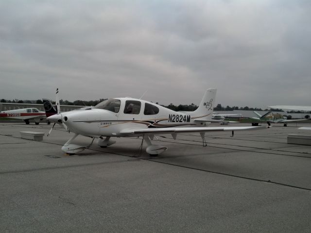 Cirrus SR-22 (N2824M) - VISITING FULLERTON MUNICIPAL AIRPORT