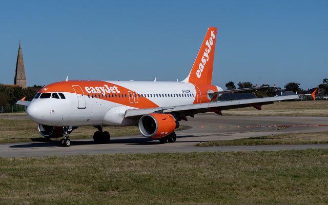 Airbus A319 (G-EZDM) - Taxing to gate after arriving on RWY08 at Jersey on the 5/Oct/2024