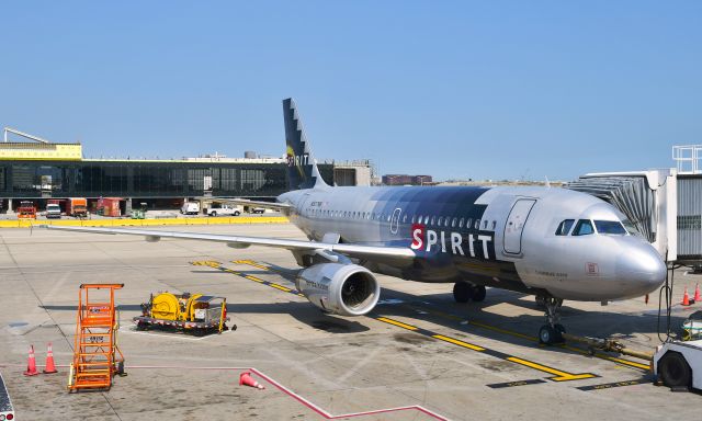 Airbus A319 (N507NK) - Spirit Airlines Airbus A319-132 N507NK in Chicago