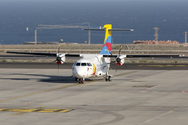 Aerospatiale ATR-42-600 (HK-5114X) - Tenerife Surbr /17 June 2015br /Manuel EstévezR