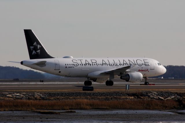 Airbus A320 (N689TA)