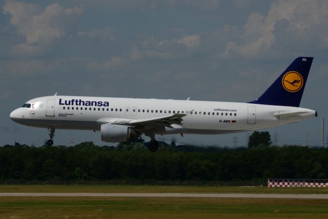 Airbus A320 (D-AIPX) - "Mannheim" visiting DUS