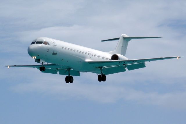 Fokker 100 (PJ-DAC)