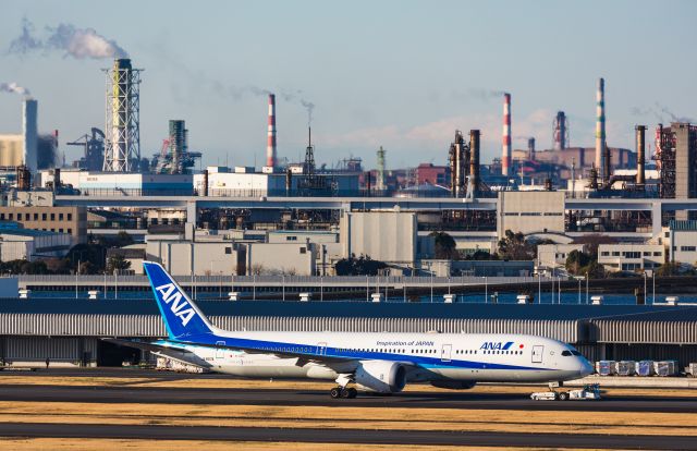 Boeing 787-9 Dreamliner (JA897A)