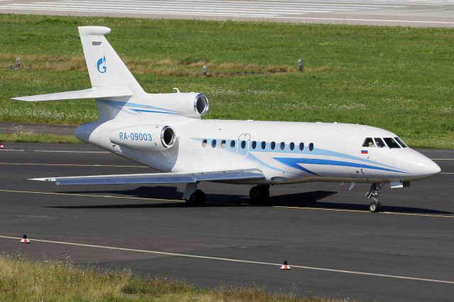 Dassault Falcon 900 (RA-09003)