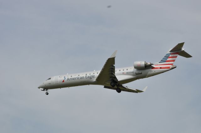 Canadair Regional Jet CRJ-200 (N500AE)