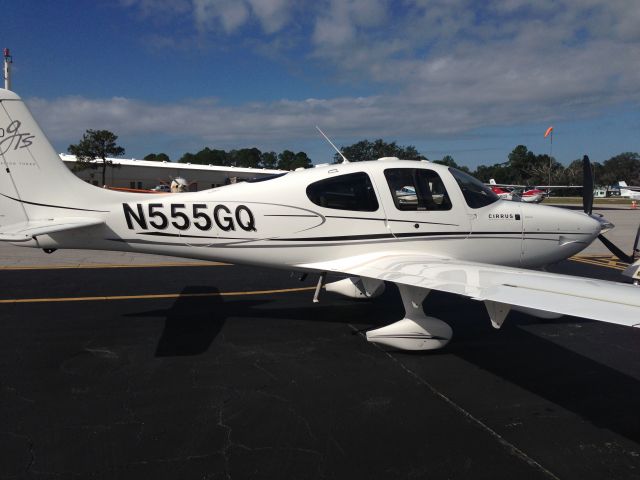 Cirrus SR-20 (N555GQ)