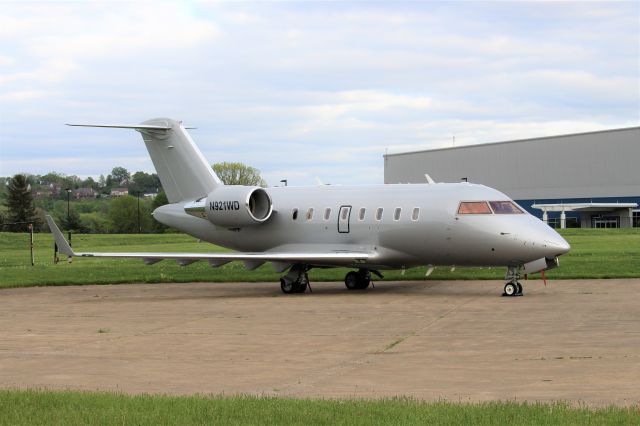 Canadair Challenger (N921WD)