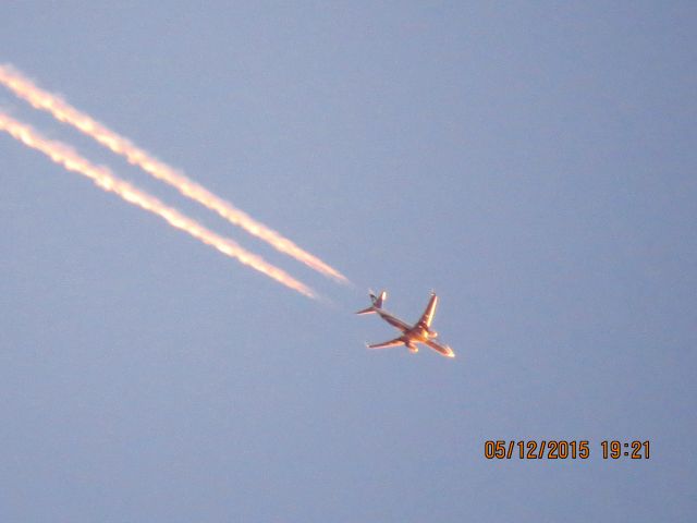 Boeing 737-800 (N553AS)