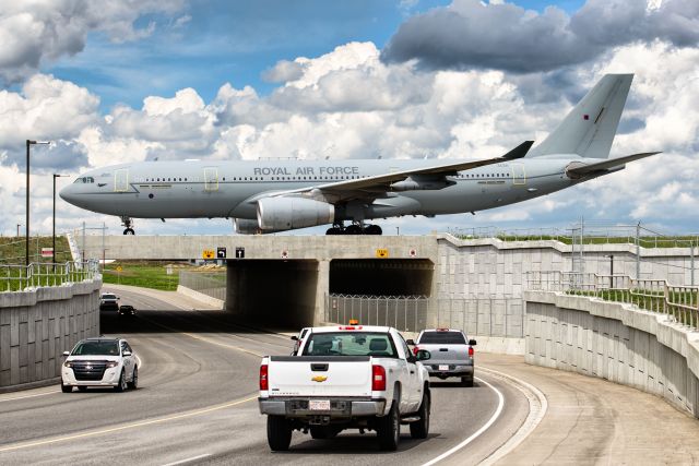 Airbus A330-200 (ZZ331)